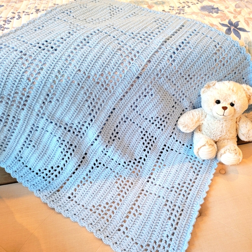 💙🍼💙 NEW BABY BLANKET HAND-CROCHETED BY SELLER